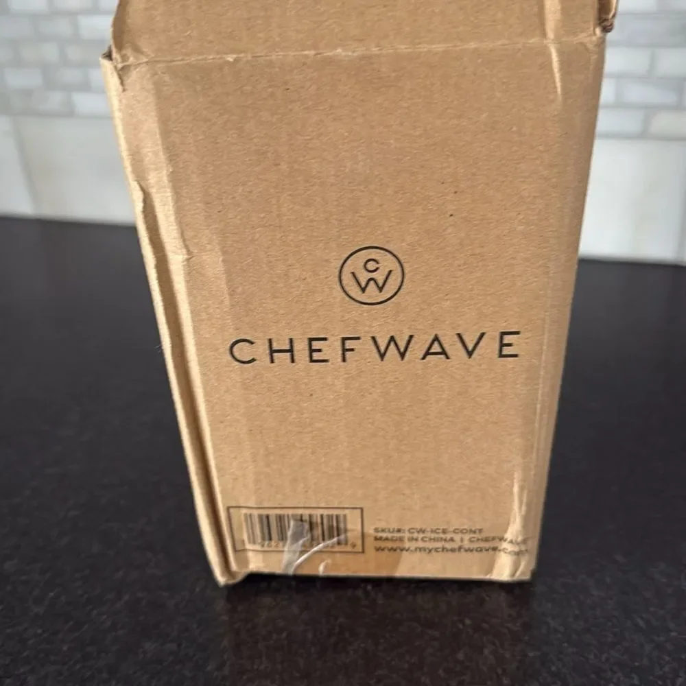 ChefWave Ice Cream Containers 2-Pack Red Silicone Lids White Body 1 QT Each 32oz